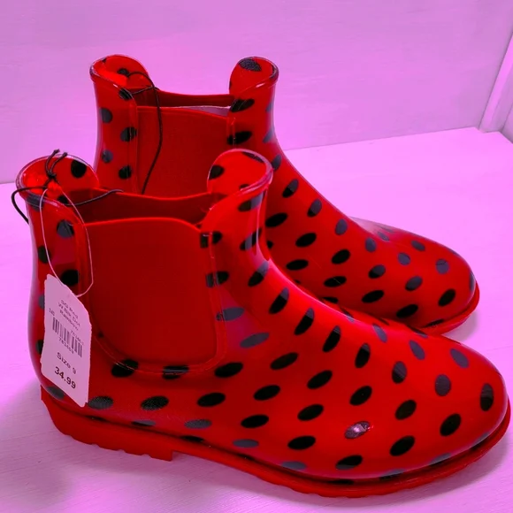 Rain boots - Picture 1 of 4
